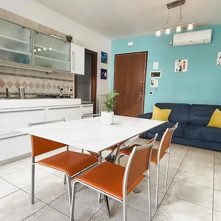 Apartment Light Blue House Montesilvano